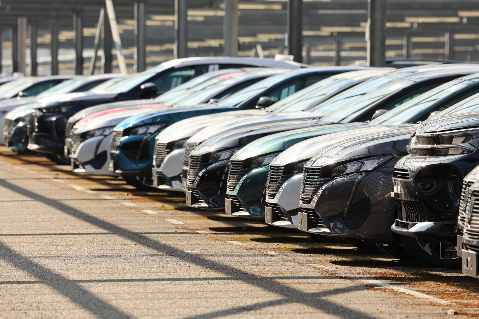 Multi-brand vehicle yard, illustrative photograph